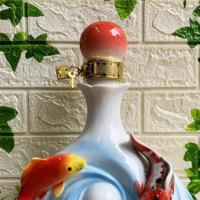 Bình Đựng Rượu Bằng Sứ Đắp Nổi Sen Cá